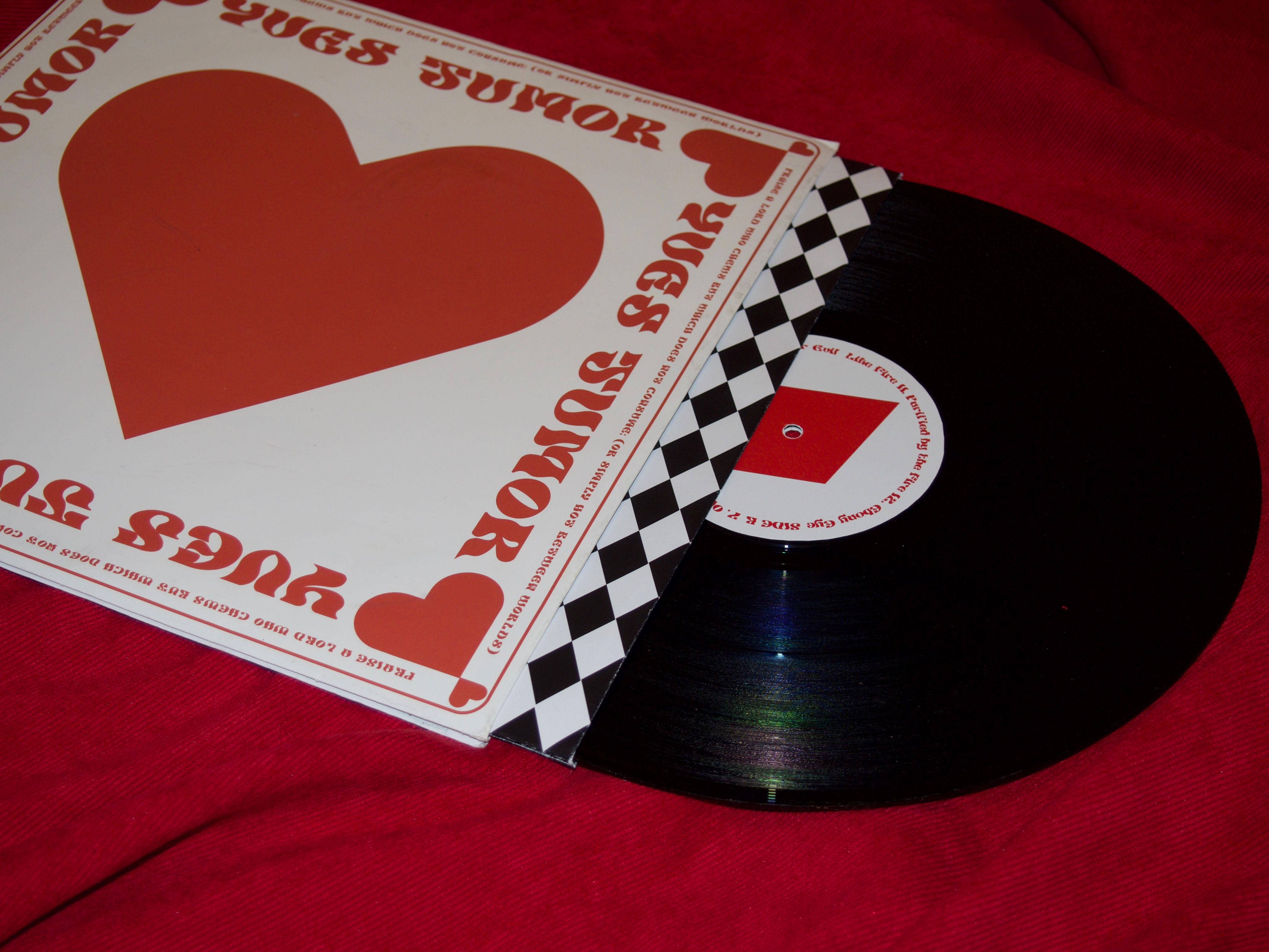 Portfolio website of Isabella Rey - designer focusing on visual storytelling, CGI and graphic design.